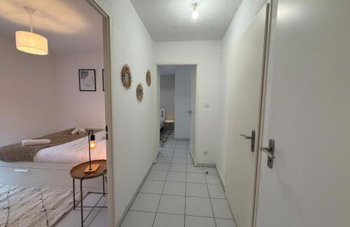 Le Clair de Lune Elegant T3 with Private Parking - Foto 14