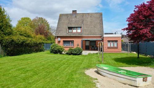 Ferienwohnung im Erdgeschoss mit eingezäunten Garten und Terrasse - Foto 3, Garden, Garden view