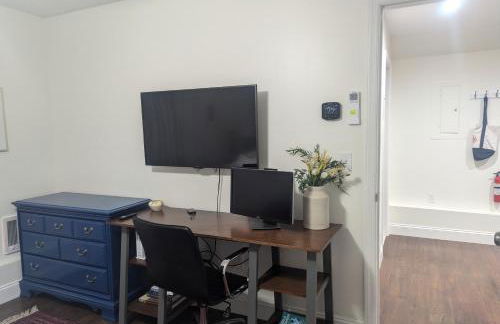 Tranquil Getaway Cottage in Charming, Bethel CT - Foto 34