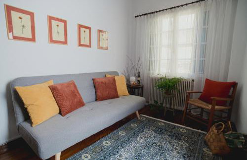 The House Around The Corner - Photo 14