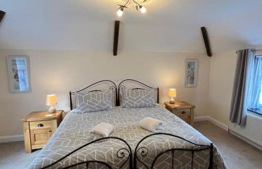 Maple & Beech Barns - Photo 30