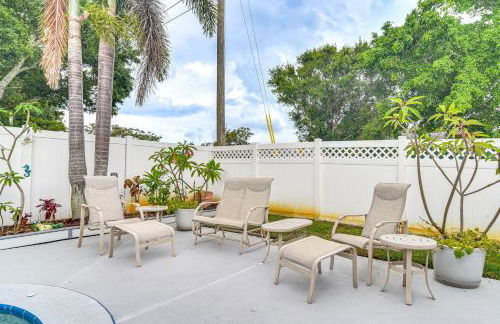 4 Mi to Beach Sunny Seminole Home with Pool - Photo 26