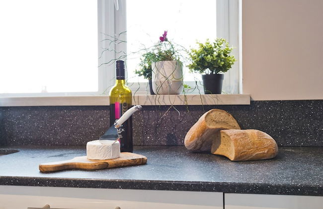 Broc House Suites - Photo 28