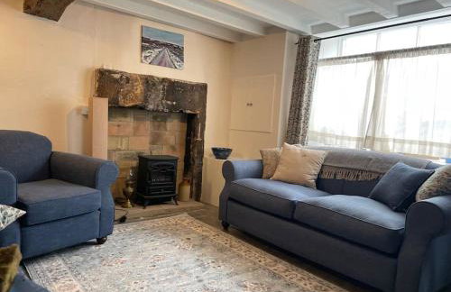 Beautiful listed 3 bedroom cottage with wood burner - Foto 5