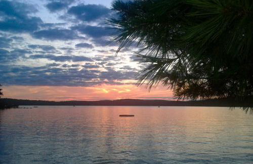 The Acres Panther Pond Cabin with Beach and Dock! - Foto 29