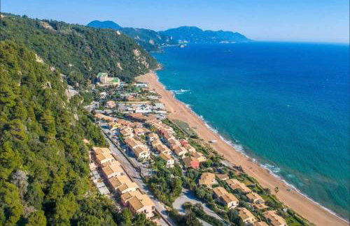 Seafront Calista Beach House With Garden - Foto 53