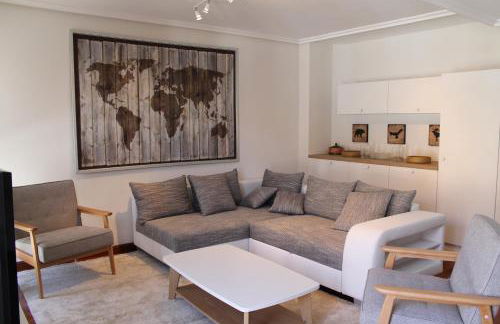 PRECIOSO APARTAMENTO EN EL CENTRO - MAX. 6 PERSONAS - Photo 1