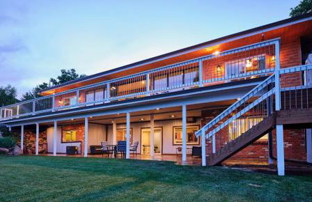 Amazing Views, Amazing Modern Broadmoor Home - Foto 20