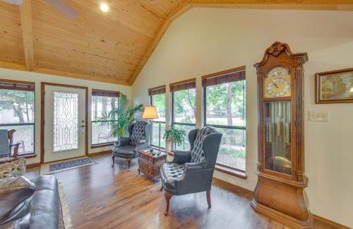 Dog-Friendly Wills Point Home with Grill on 10 Acres - Photo 6