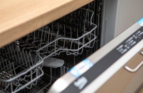 Modern Apartment Spacious Double Bed Off Road Parking Suite 8 - Foto 14