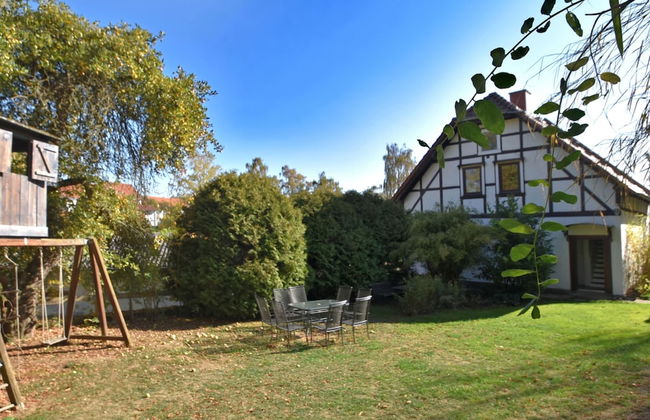 Geraumiges Ferienhaus in Hessen mit Garten - Foto 1