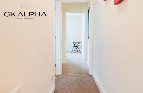 LONG STAY DEALS - 3 Bedroom Home Peterborough With Free Parking and Ultra Fast Wi-Fi Perfect for Work Stays and Vacations - Foto 10