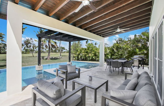 Luxury Golf Villa in Bavaro Cocotal Palma Real Pool Jacuzzi Staff - Foto 4