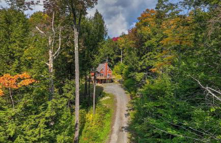 Mt Snow Home with Privacy Hot Tub Firepit - Foto 62