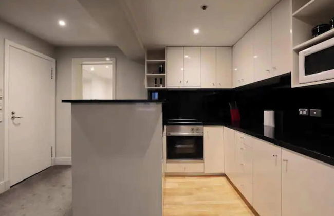 Hotel 1-bed Apartment in Beautiful South Yarra - Foto 3