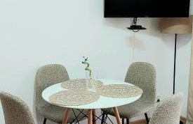 Studio by the River with Terrace, Basen, Sauna, Jacuzzi, Fitness - Foto 12