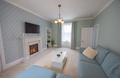 Short Walk to the Beach - 2 Guests - Free Parking - Foto 5