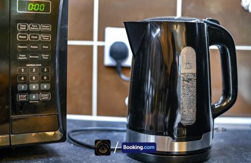 Cosy 4-Bed House l Garden l Free Parking l WiFi l Specious l Hosted by The Cosy Corner Nationwide - Foto 20