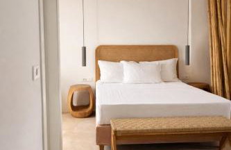 REYA suites - Photo 22