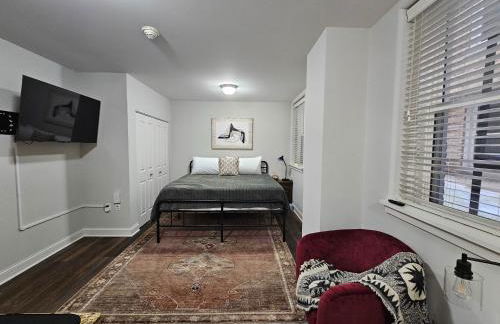 Cozy King Bed Stay at the Historic Inman - 201 - Foto 9