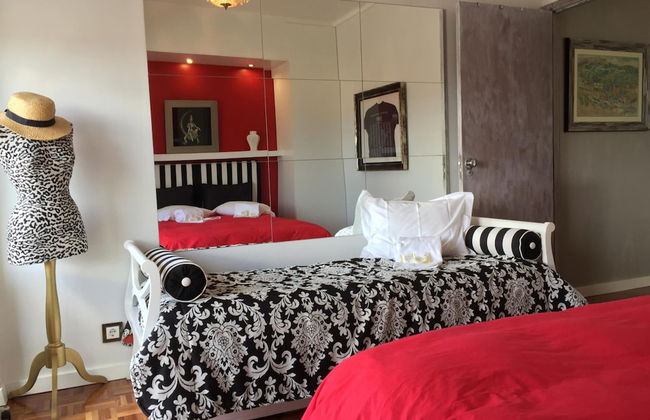 Casino Beach Apartment - Photo 3