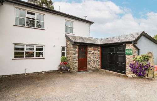 Holly Farm Cottage - Photo 2