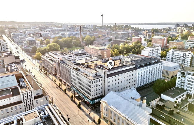 Small Studio in a Prime Location - Photo 12