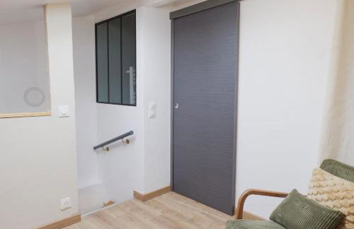 T2 cosy tout équipé, parking et wifi gratuit, Castres - Foto 57