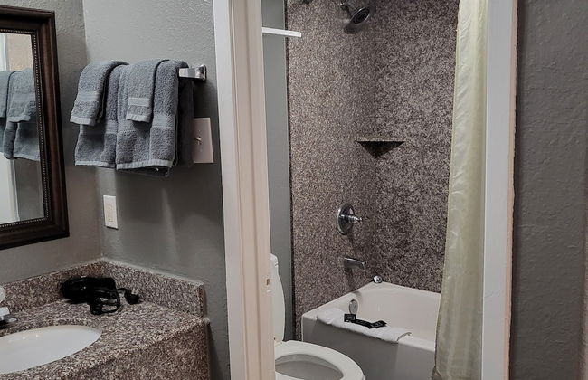 2 queen beds hotel studio 107 Hot tub - Foto 14