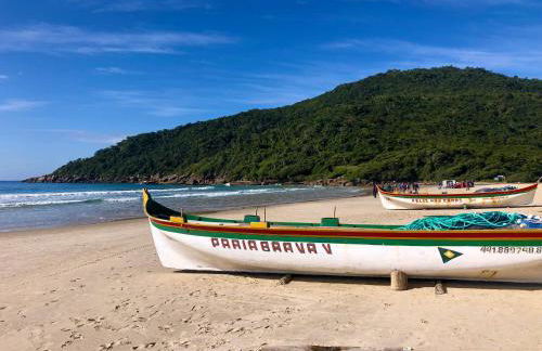 Duplex pé na areia Praia Brava - Foto 39