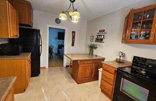 Farmhouse Retreat - Sleeps 10 - 1hr from STL - Foto 23