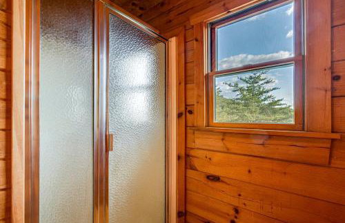 Secluded Luxury Cabin with Hot Tub on 40 Private Acres Near Moorefield, West Virginia - Foto 36