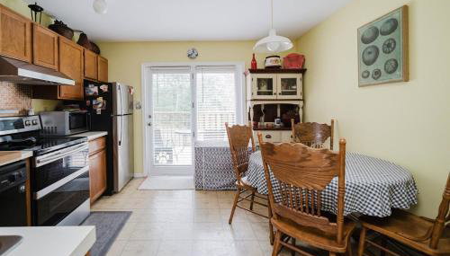 Cozy Townhouse Near Hunter Mountain - Foto 5, stove, dishwasher, pet friendly