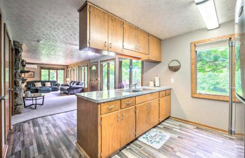 Mimis Place about Ohio Countryside Duplex with Deck - Foto 9