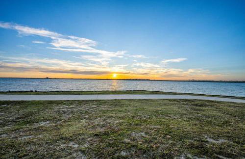 Lake Front Retreat in Rowlett - Foto 38