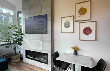 Blue Owl - Tree House Views! Couples Getaway! - Foto 4