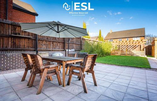 Large Modern 4 Bedroom House in Uttoxeter, Near Alton Towers, Great for Families - Foto 27