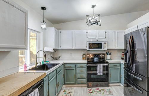 Family Home with Game Room, 1 Mi to Lake Cascade! - Photo 11