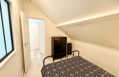 L'Escapade - PARIS 20 min - DISNEY 25 min - GARE 3 min à pied - PARKING - Confortable & Moderne - Free WIFI - Foto 11