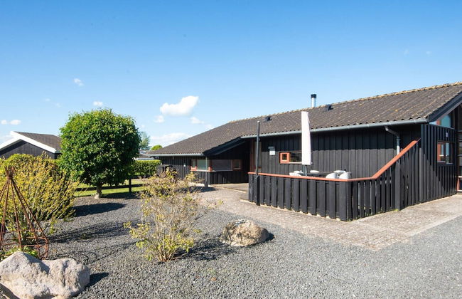 7 Person Holiday Home in Sjolund - Foto 42