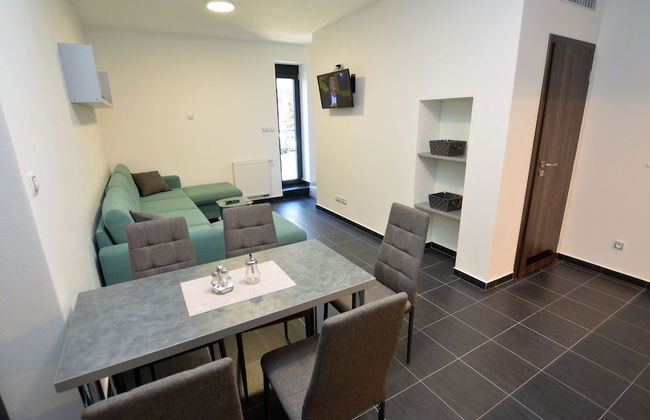 Quaint Holiday Home in Železná Ruda near Ski Area - Foto 12