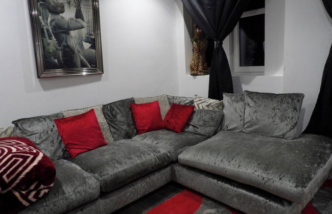 2bed Apt Sleeps 4-near Meadows Park, Parking, Wifi - Foto 8