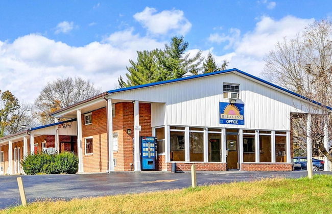 Hotel O Relax Inn Lewisburg near I-64 - Photo 24