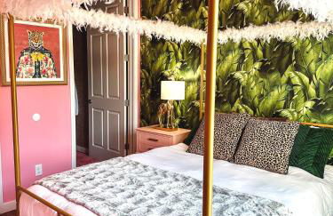 Dreaming With Dolly - Luxe Stay Near Broadway - Foto 24