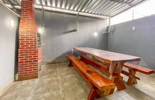 Casa Individual com 2 suítes, cozinha completa, Internet privativa 300MBPS, região bem sossegada com comercios diversos ao redor - Foto 73