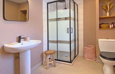 Le Chat Perché - Appartements 3 étoiles spacieux et chaleureux à Allemond - Foto 33