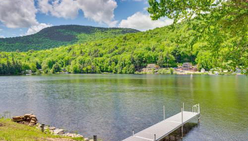 Peaceful Stark Cottage with Deck on South Ponds! - Foto 2