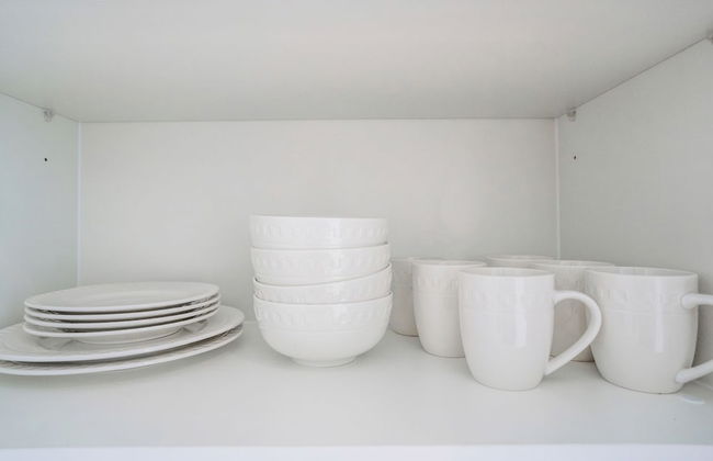 Tanin - Sleek Studio Offering Unobstructed City Views - Photo 10