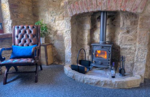 The Rockpool - private hot tub and sea views - Photo 3