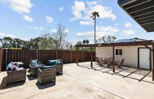 Peaceful Getaway with Renovated Amenities - Foto 33